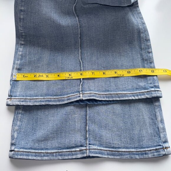 Driftwood Farrrah Flared High Rise Embroidered Floral Blue Denim Jeans W31 L32 - Picture 7 of 9